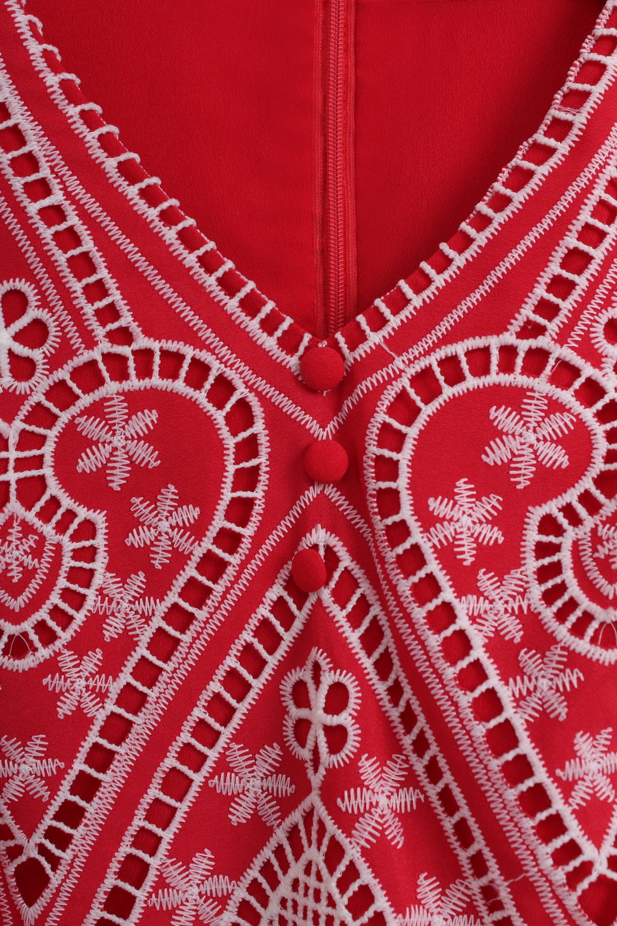 Bennyhill Eyelet Embroidered Dress in Red (M size)