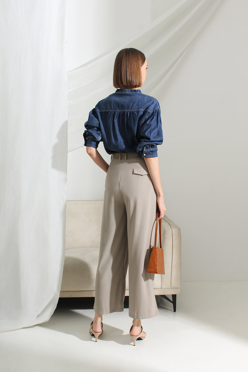 Relaxed Straight Leg Pleated Pants [FREE Belt]
