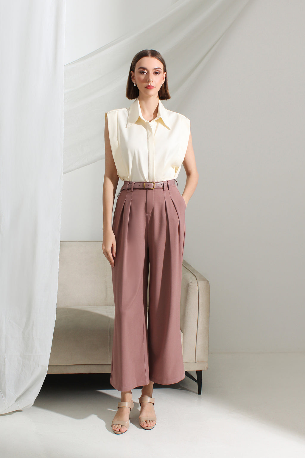 Relaxed Straight Leg Pleated Pants [FREE Belt]