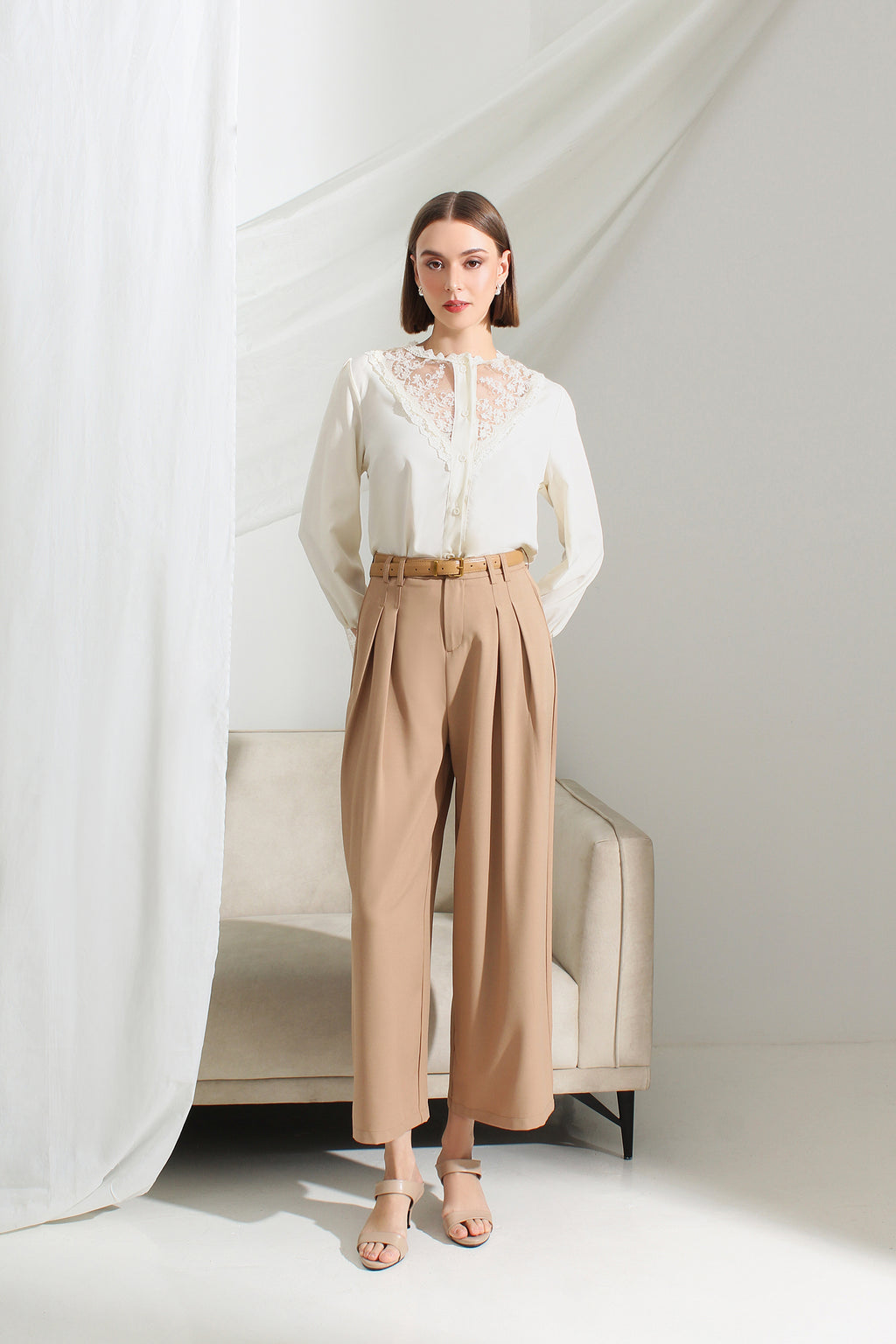 Relaxed Straight Leg Pleated Pants [FREE Belt]