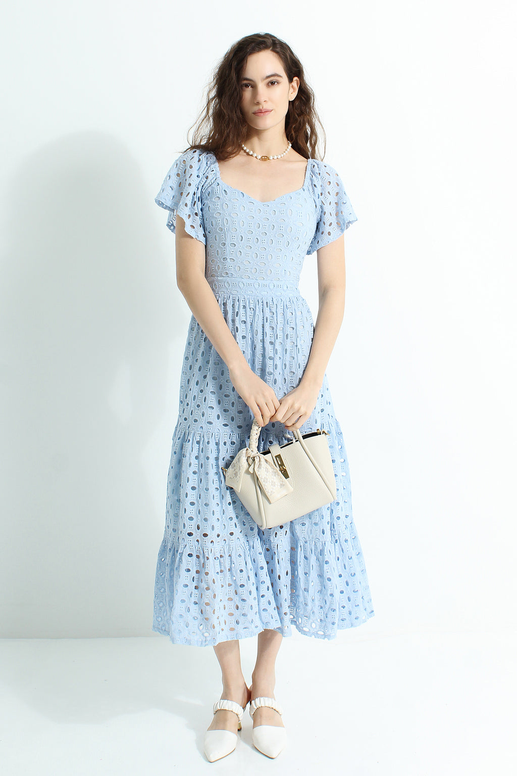 Lace Sweetheart Maxi Dress