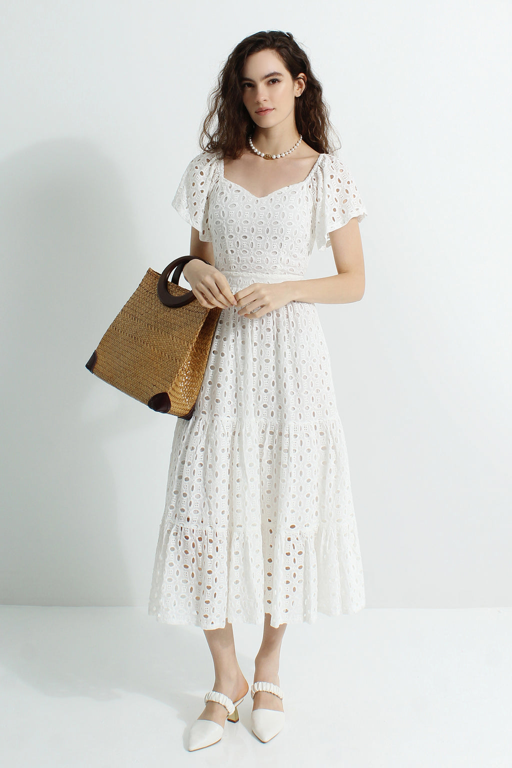 Lace Sweetheart Maxi Dress