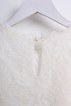 Lace Scalloped Neckline Blouse (Free size)