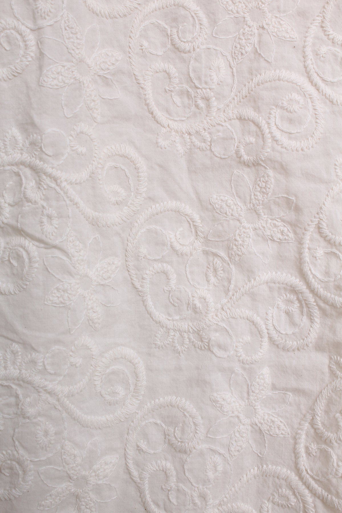 Peter Pan Collar Lace Top in White & Beige (Free size)