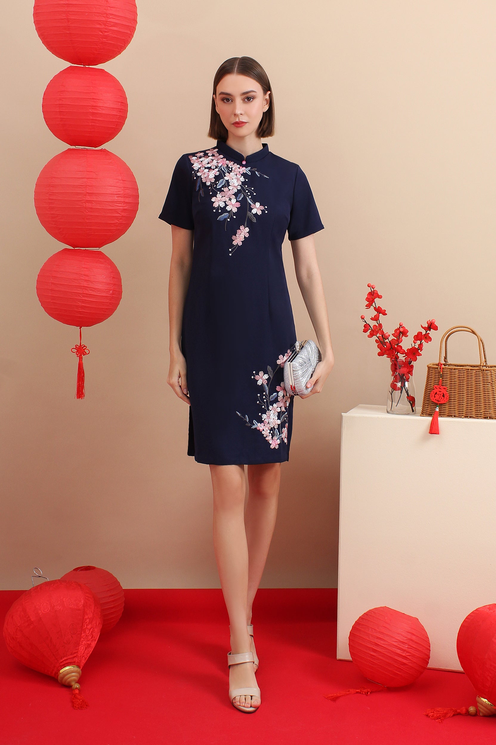 Hua Embroidered Qipao