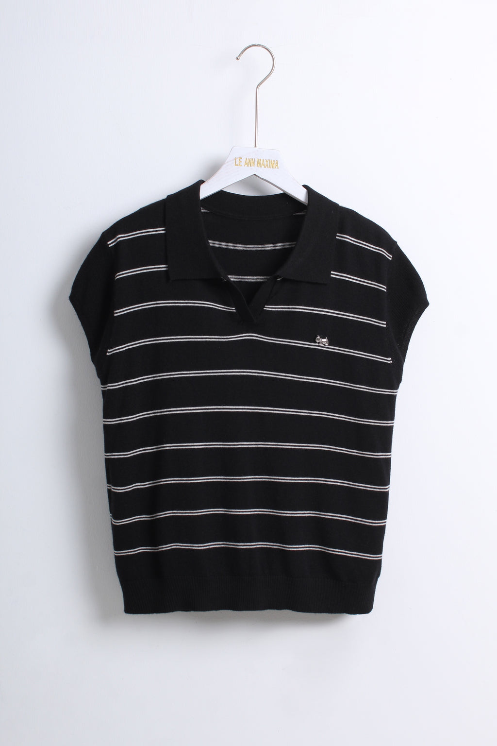 Knit Polo Top with Dog-shaped Charm (Free size)