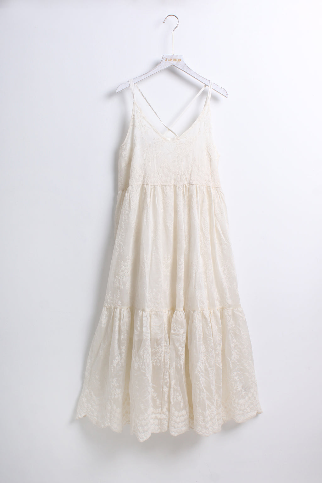 Dana Flare Maxi Dress in White (L size)