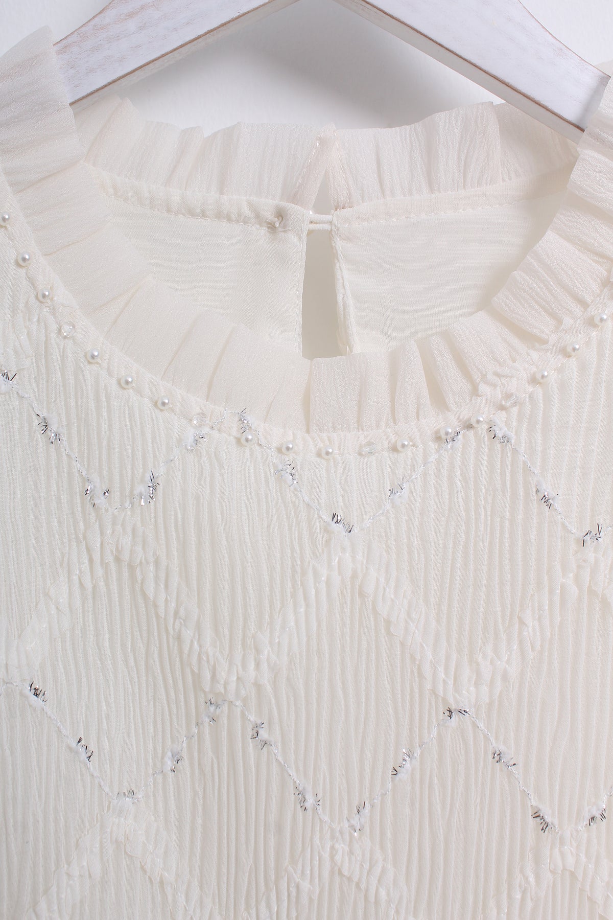 Off-white Eyelet Lace Blouse (XL size)
