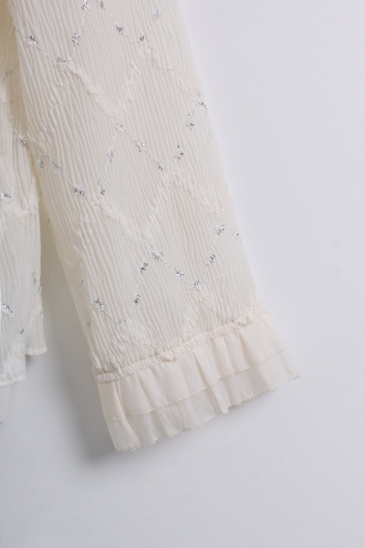 Off-white Eyelet Lace Blouse (XL size)