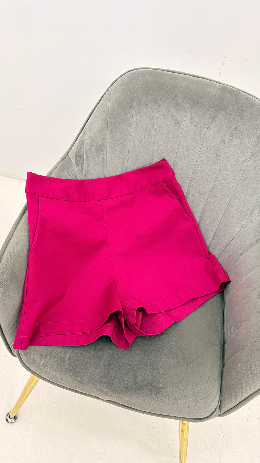 12670021 Short