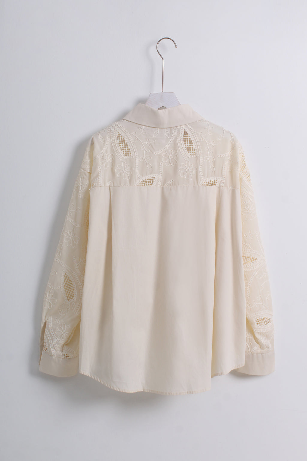 Lace Button Shirt (Free size)