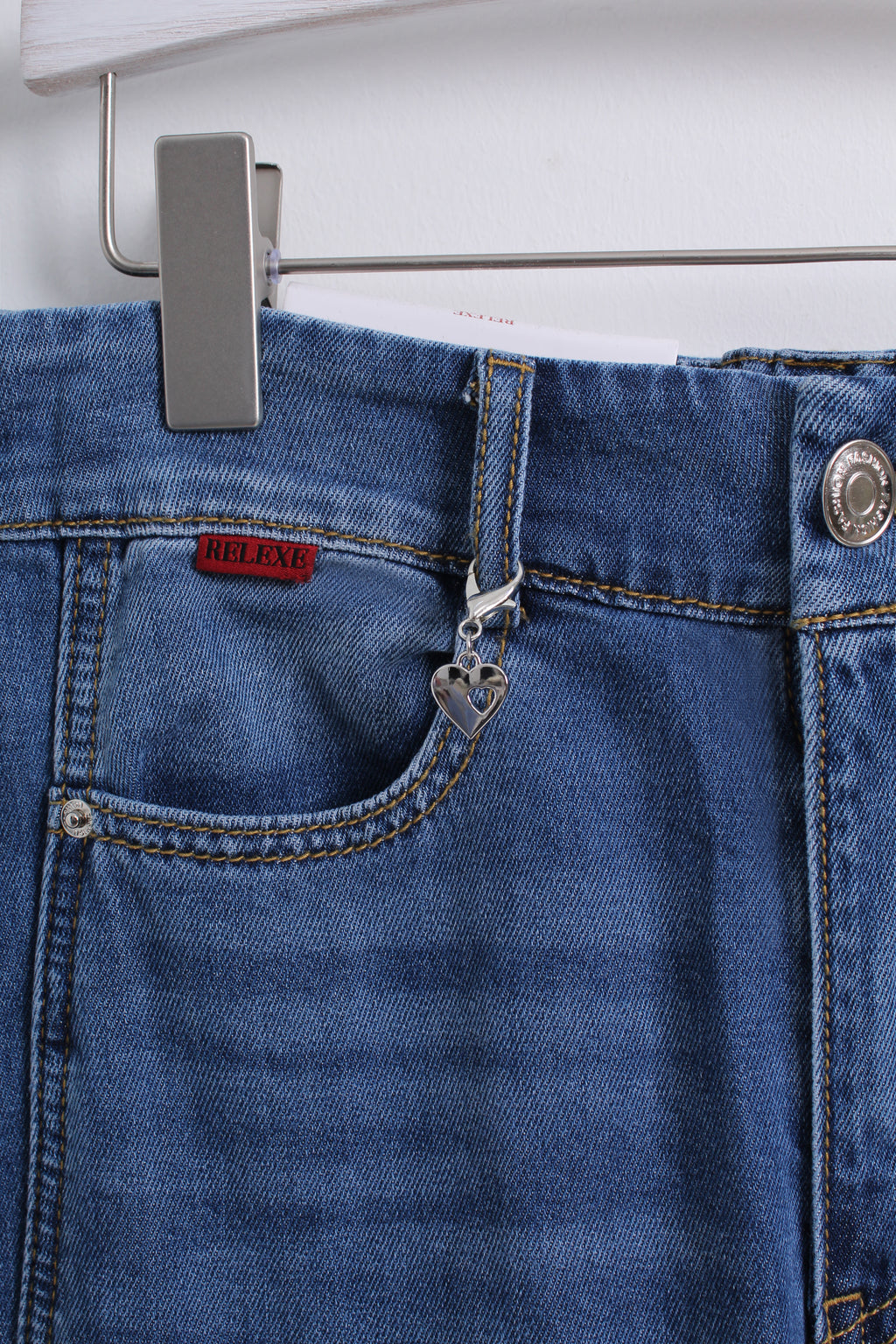 Relexe Denim Jeans in Size Large