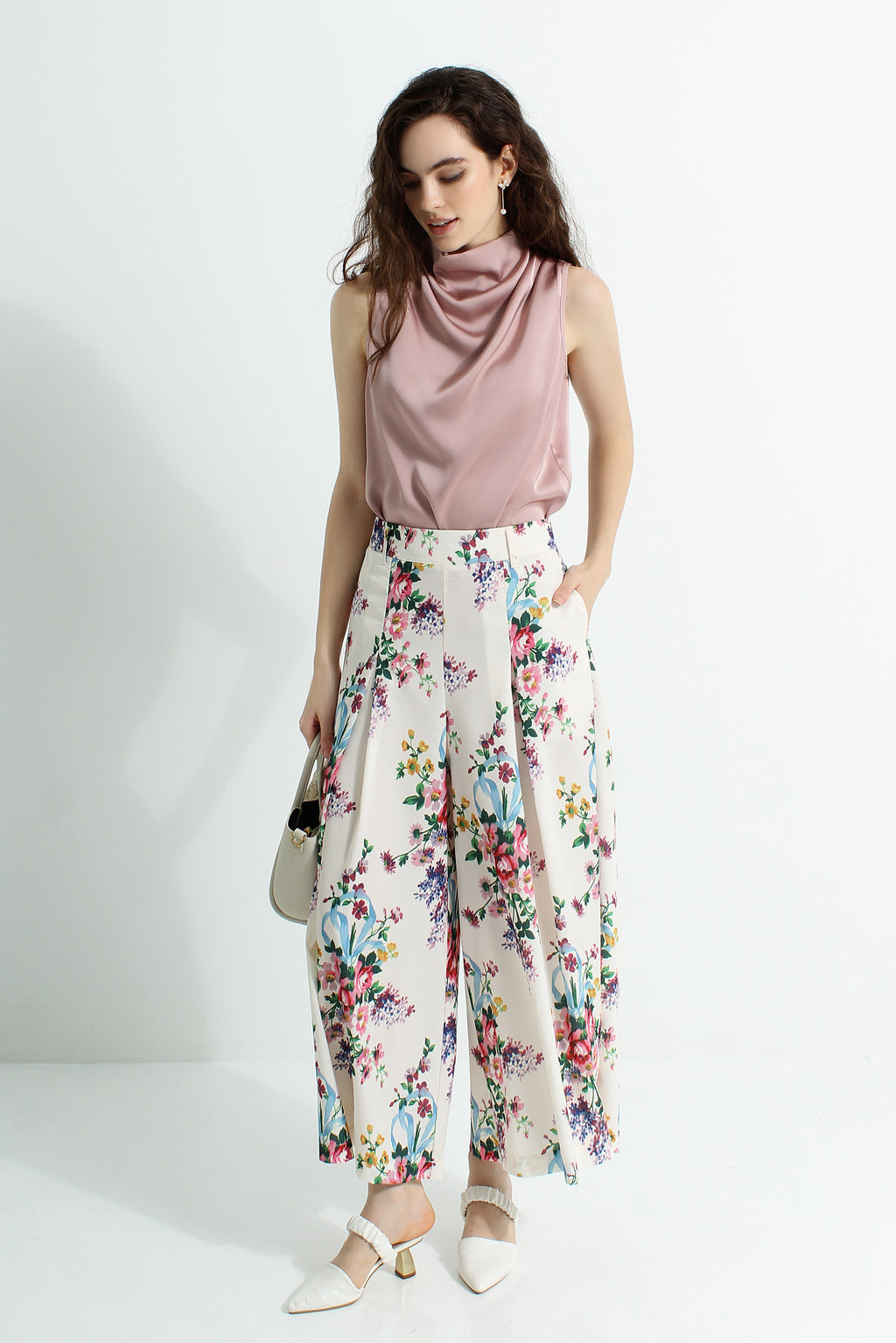 Avyanna Floral Wide Leg Pants