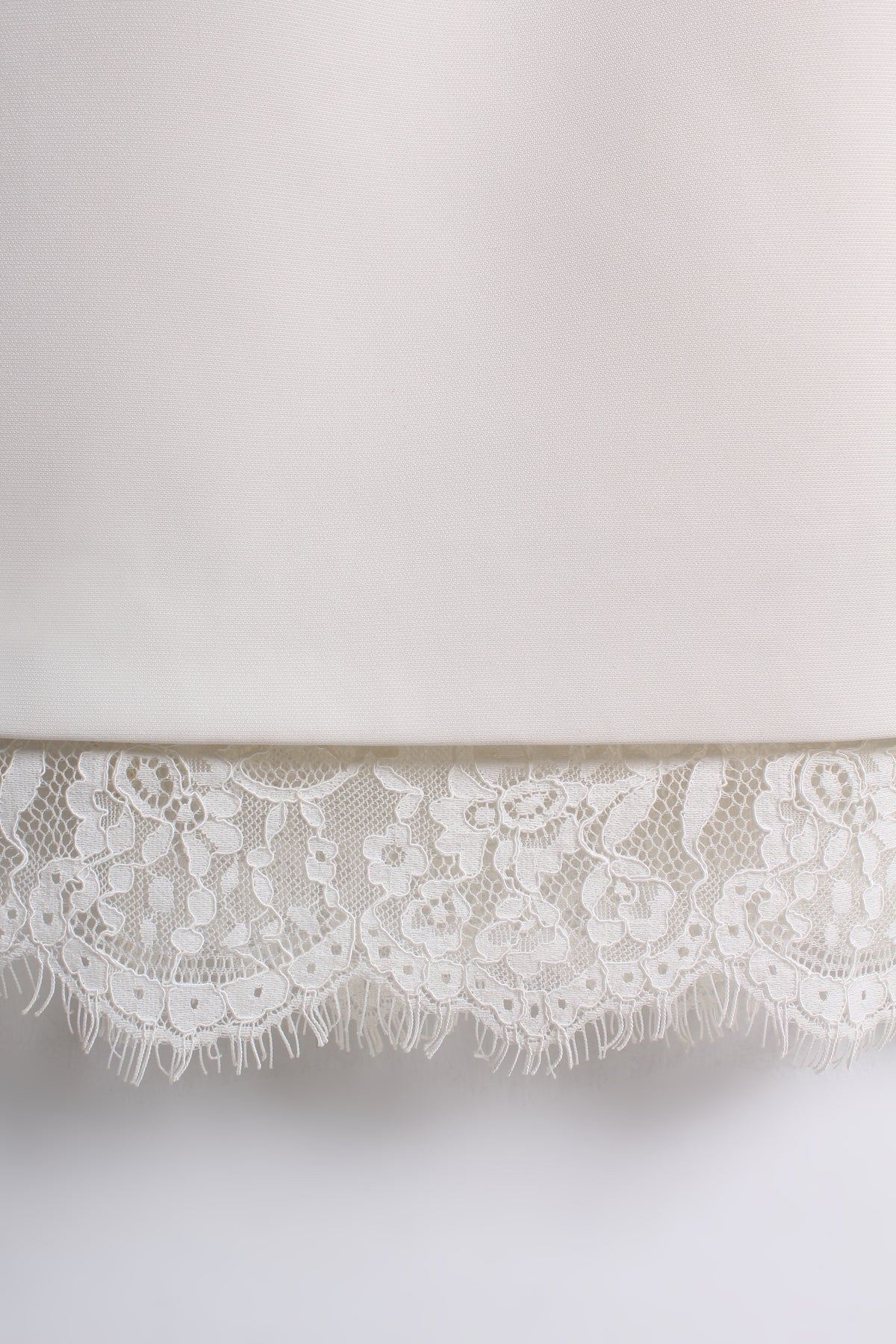 Satin Lace Trim Midi Skirt (L size)