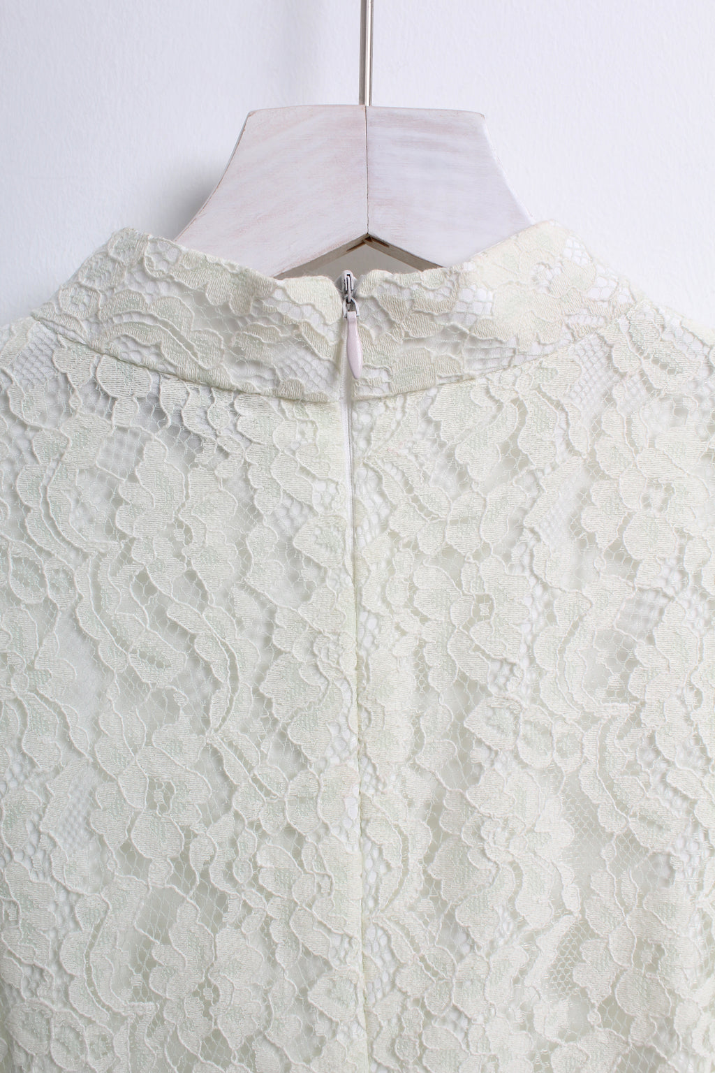 Lace Cheongsam in Light Green (Free size)