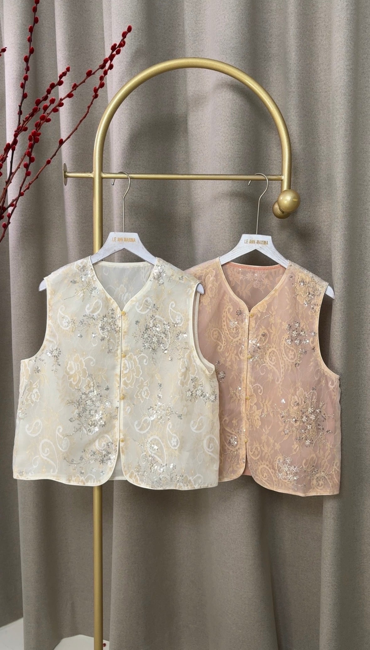 新中式花花卉珠绣马甲 CNY Lace Pearl Vest
