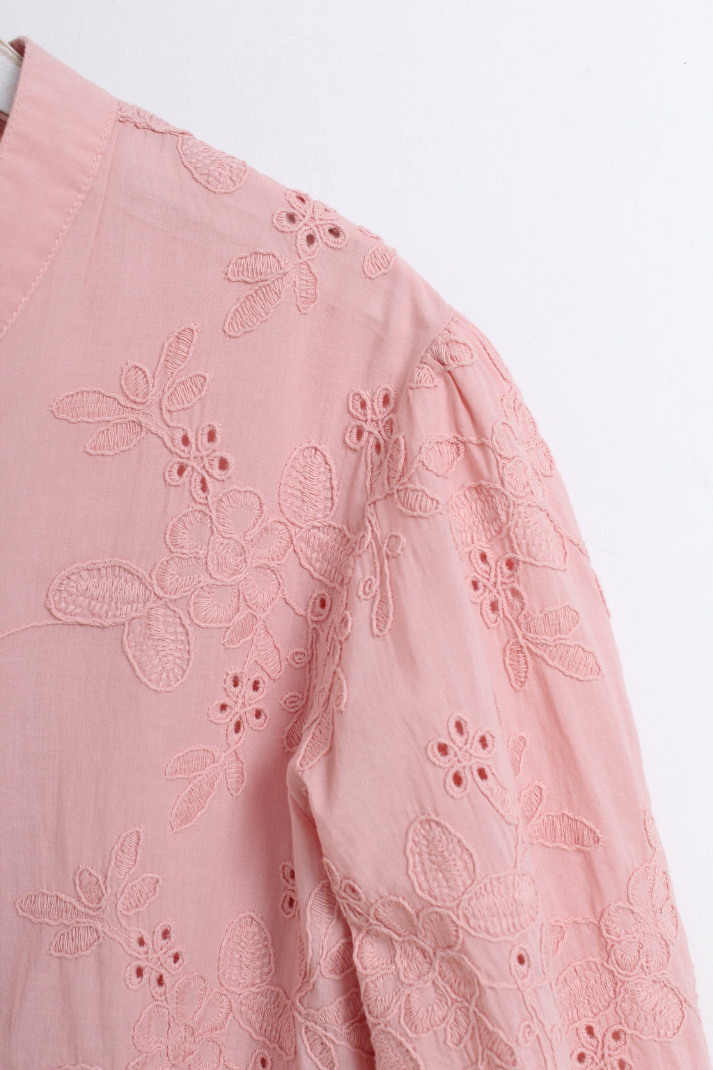 Cotton Eyelet Top in Pink (L size)