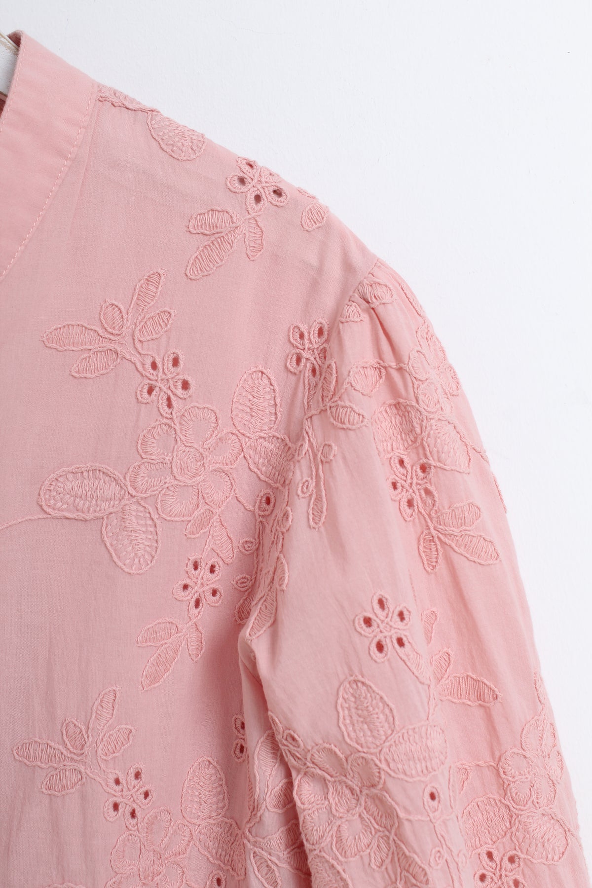 Cotton Eyelet Top in Pink (L size)