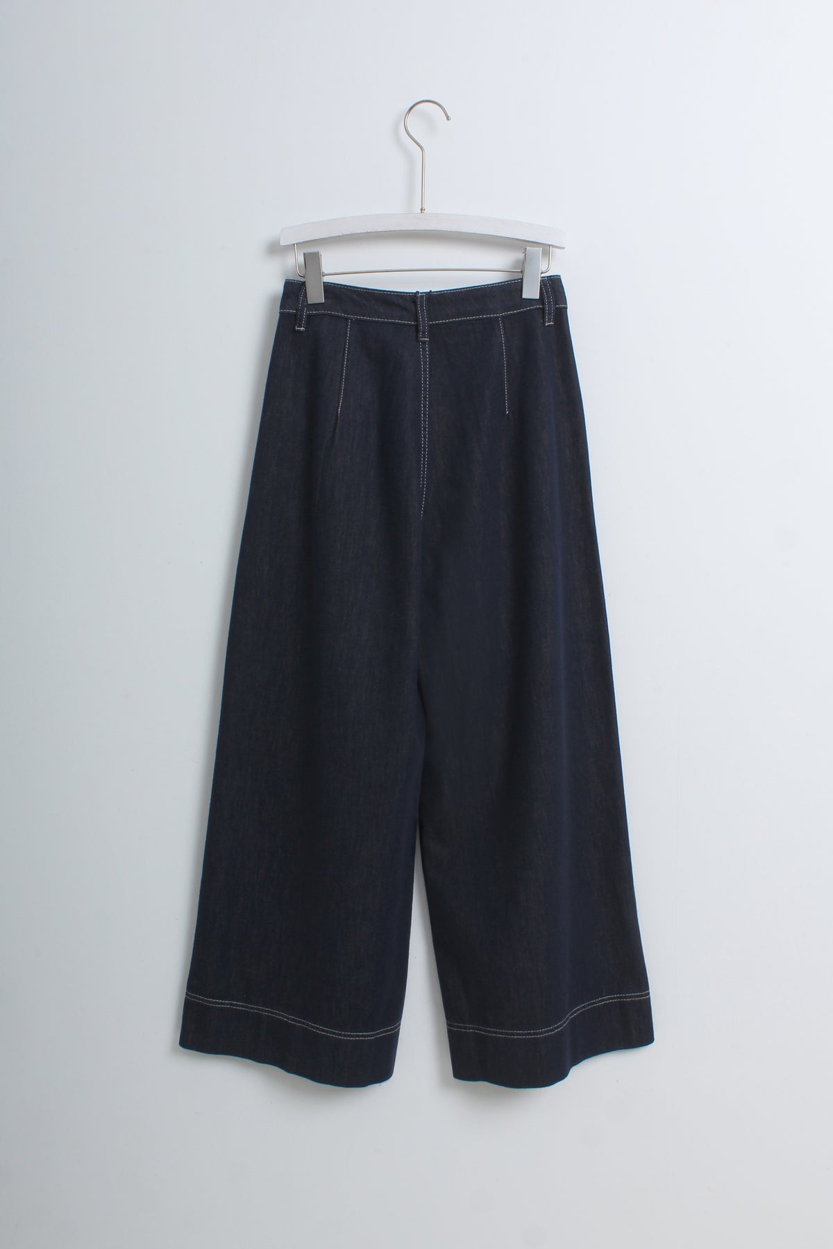 Relexe Dark Indigo Denim Jeans with Cord Keychain (S size)
