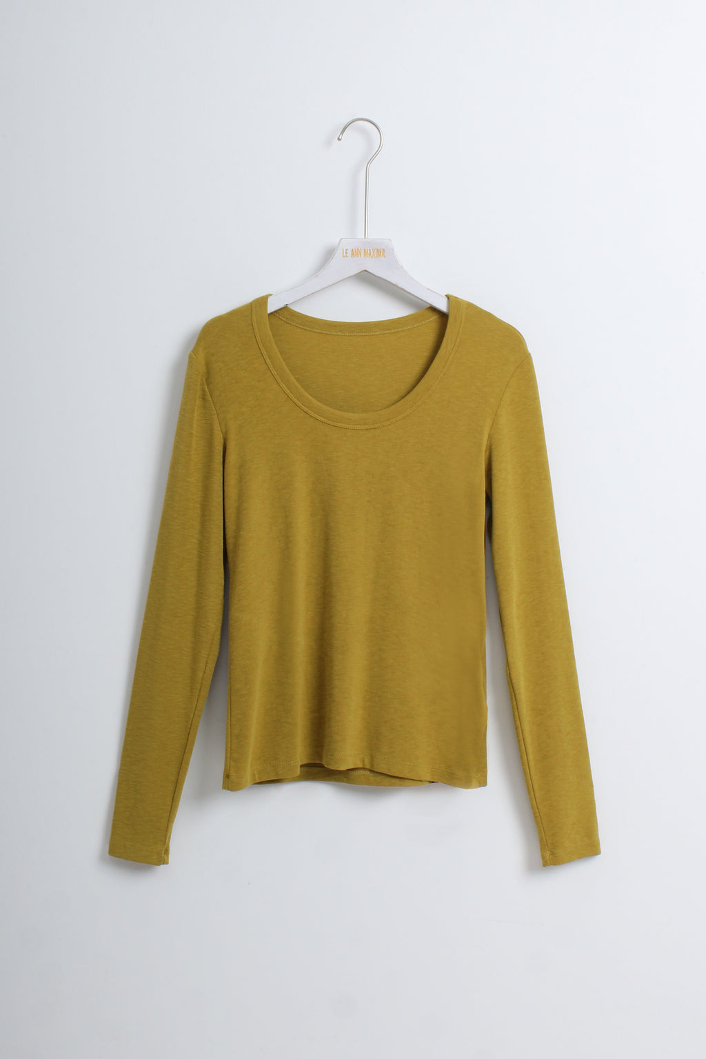 Scoop Neck T-Shirt | Long Sleeve