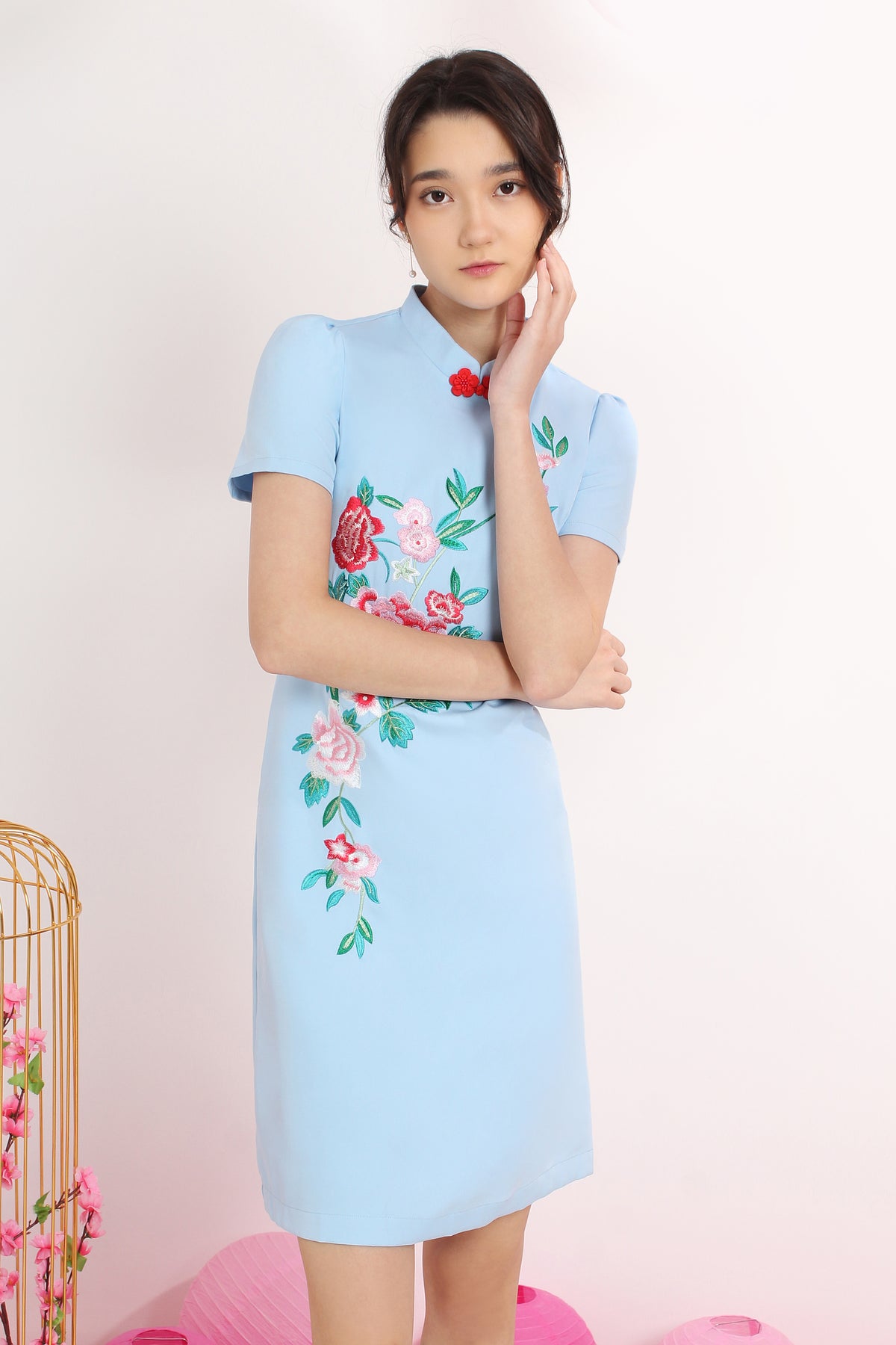 Calla Blossomy Embroidery Cheongsam