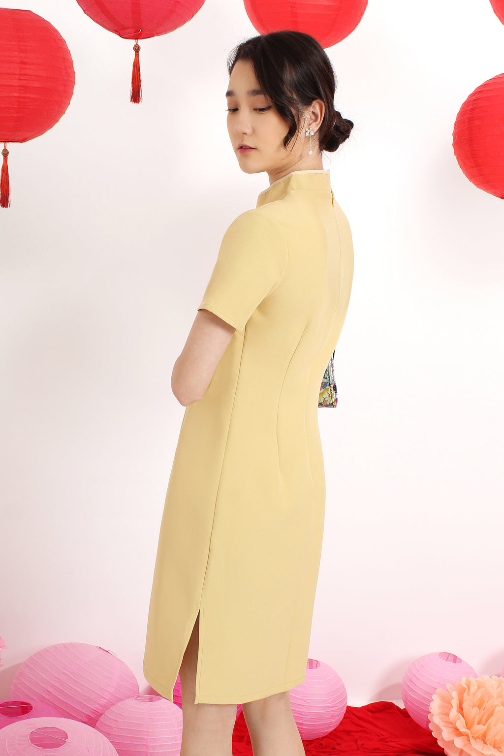 Clarissa Embroidered Cheongsam