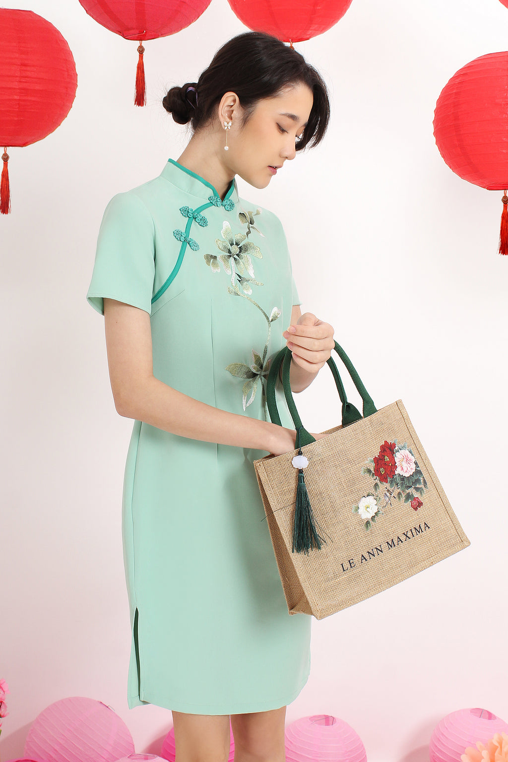 Clarissa Embroidered Cheongsam