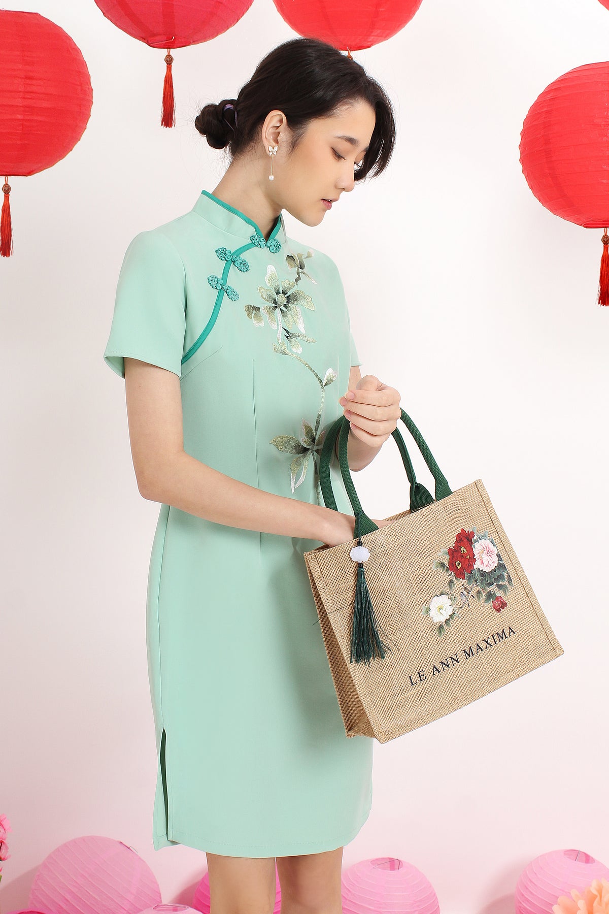 Clarissa Embroidered Cheongsam
