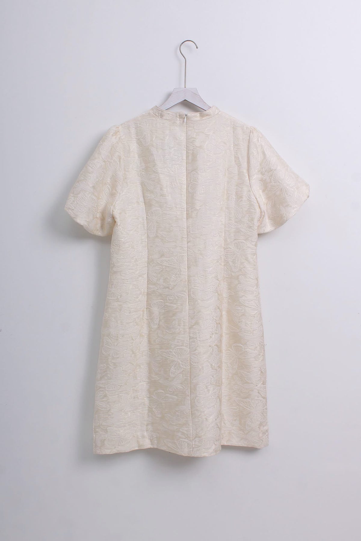 白蝶映华旗袍 White Butterfly Qipao