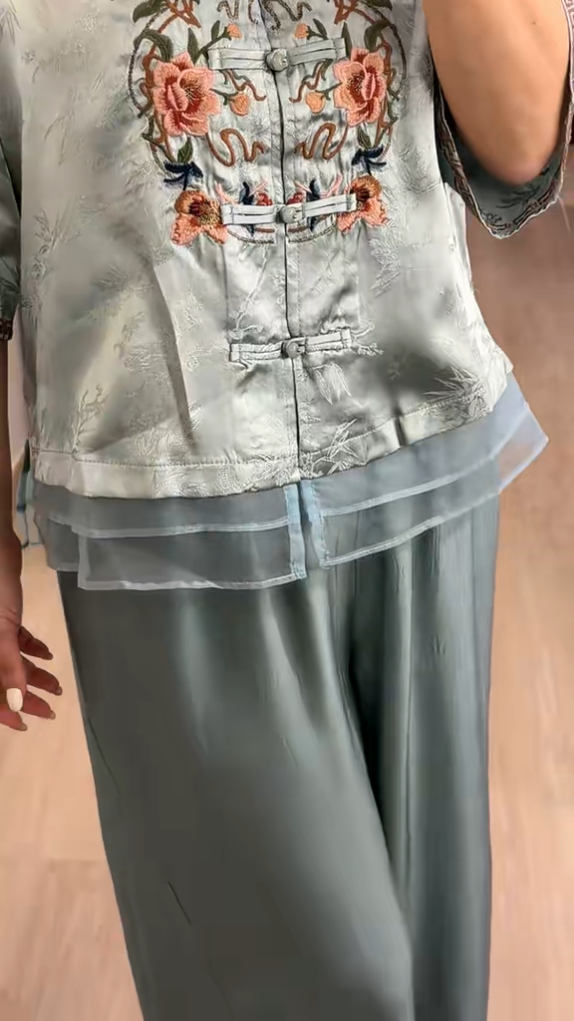 Enchantress of Lotus Cheongsam Blouse Top [FREE SIZE]