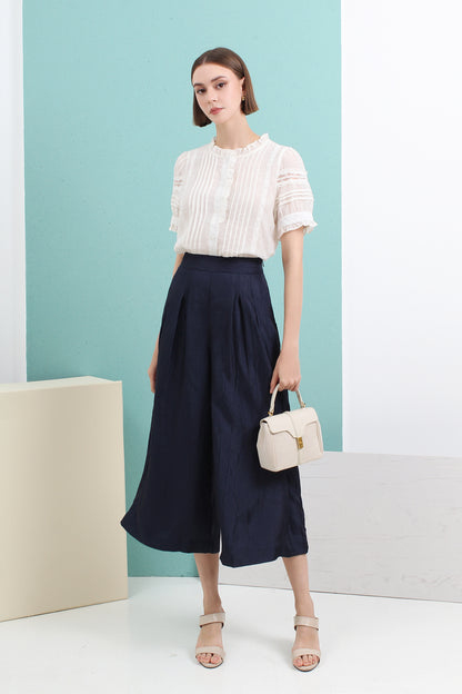Textured Pleated Wide-Leg Pants