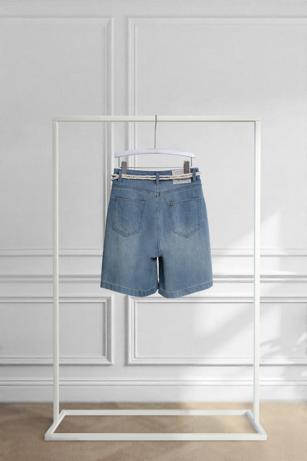12501170 Short Pants