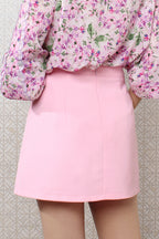 Folded Short Skirt with Gold Chain