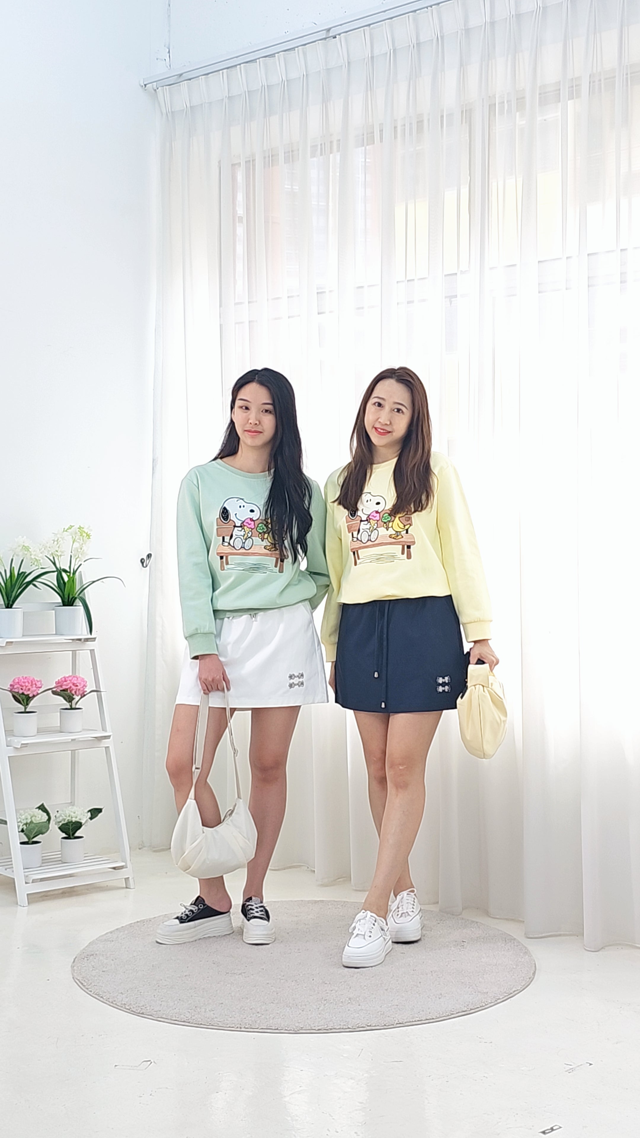 Snoopy Printed Ice Cream Sweatshirt