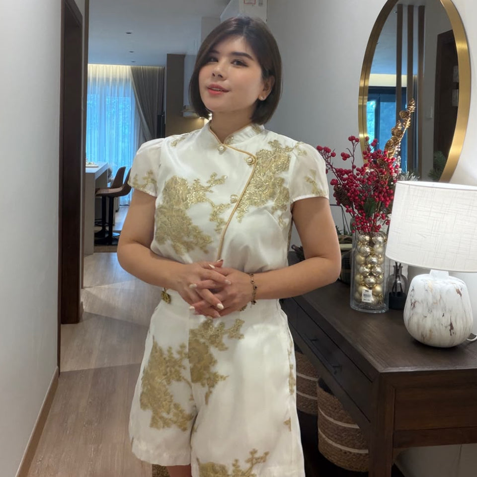 金碧辉煌 Golden Hour Pearl Jacquard Cheongsam Set
