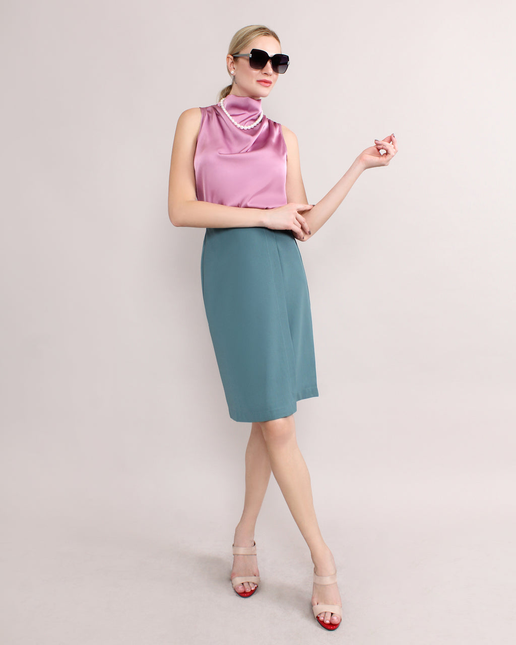 High Waisted Pleated Pencil Skirt