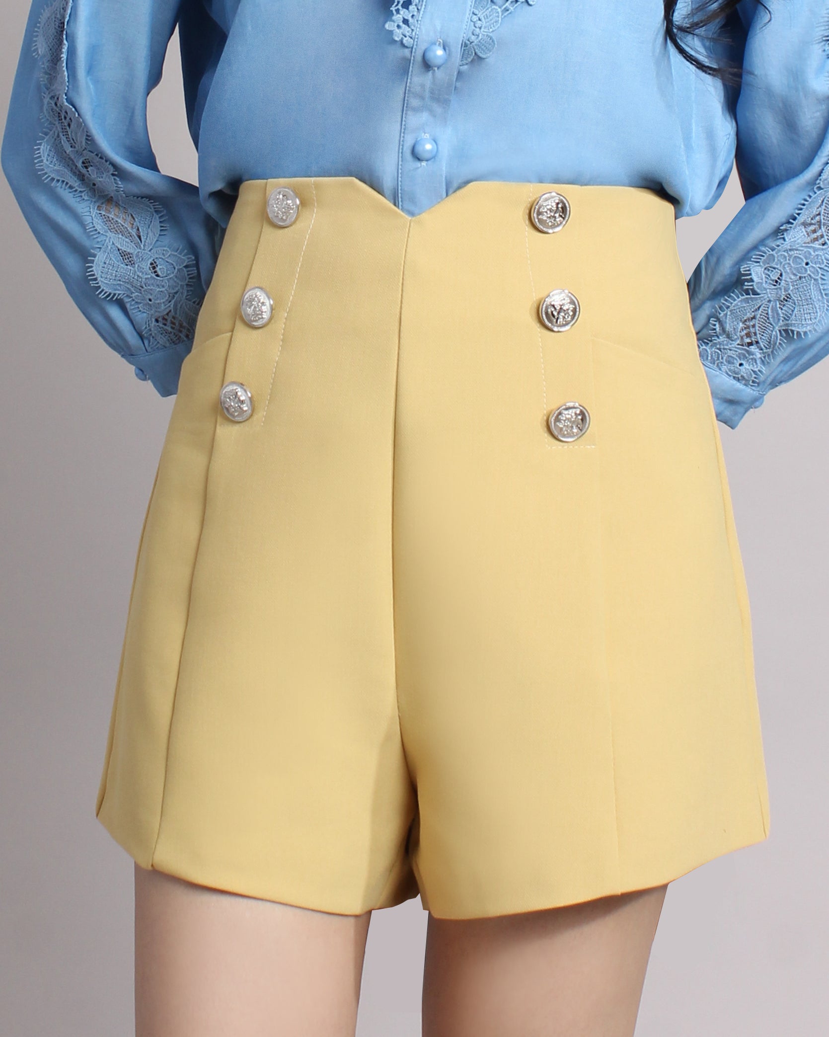 High Waist Buttoned Shorts