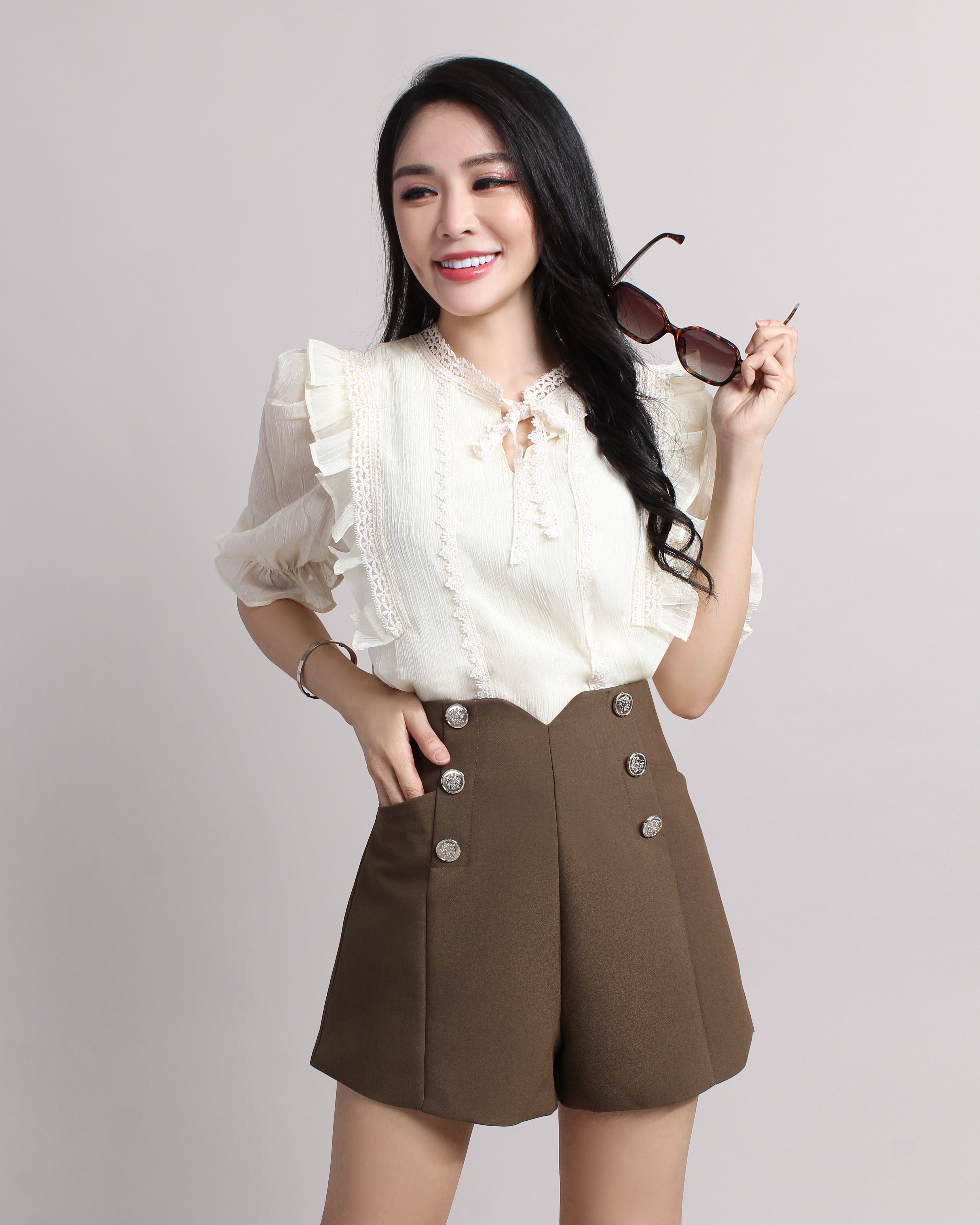 High Waist Buttoned Shorts