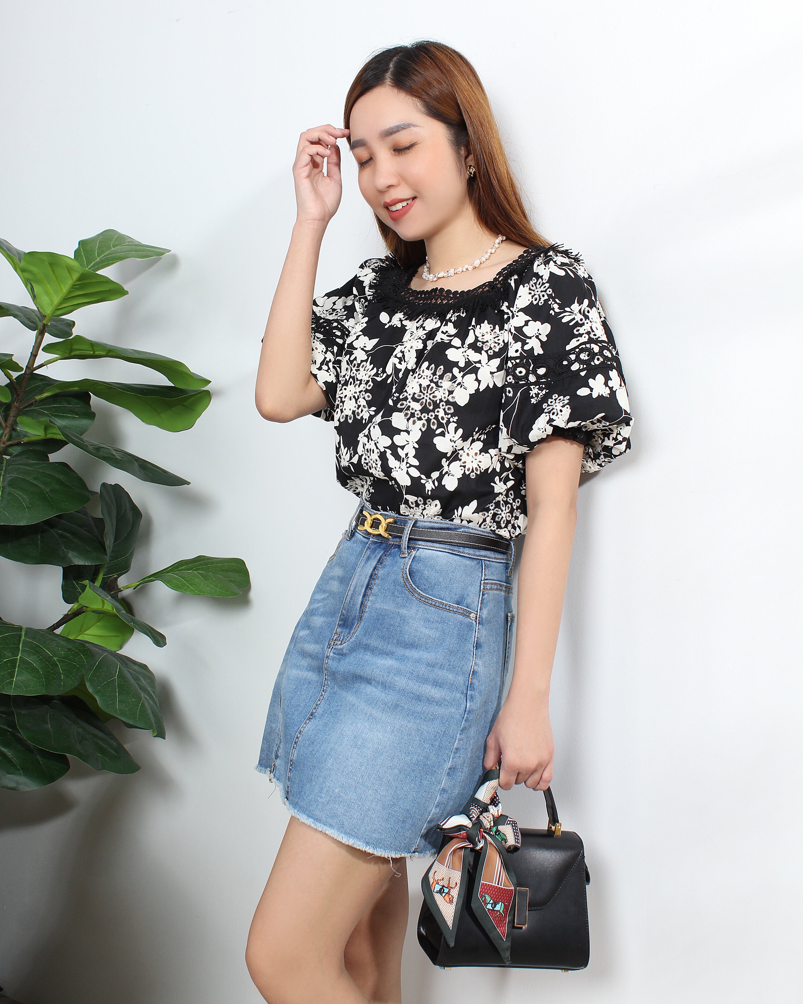 Simi Lace Puff Sleeve Blouse