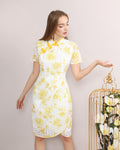 Zi Yun Eyelet Embroidery Qipao