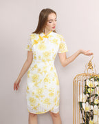 Zi Yun Eyelet Embroidery Qipao