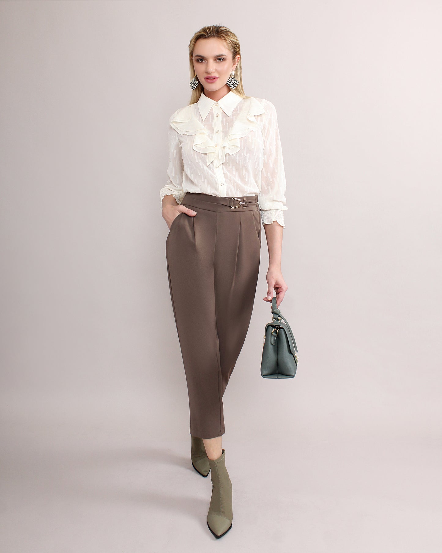 Saoirse Pleated Tapered Pants