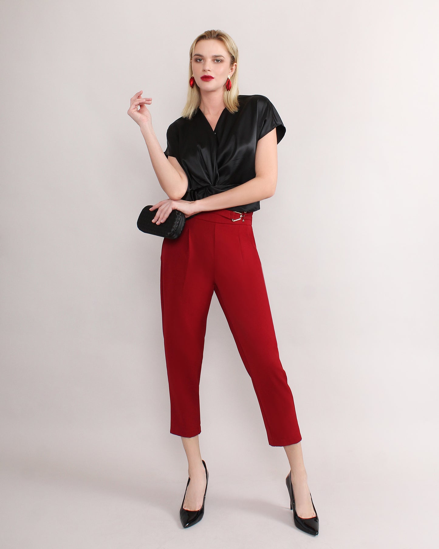 Saoirse Pleated Tapered Pants